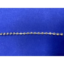 varrható egysoros strassz ezüst